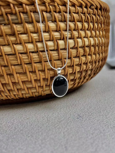 Modern Style Oval Sterling Silver Agate Pendant Necklace In Bulk