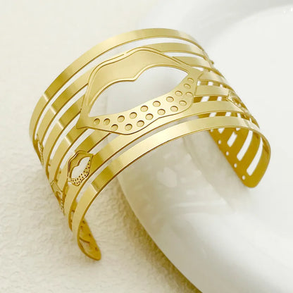 Modern Style Roman Style Commute Lips 304 Stainless Steel 14K Gold Plated Bracelets Bangle In Bulk