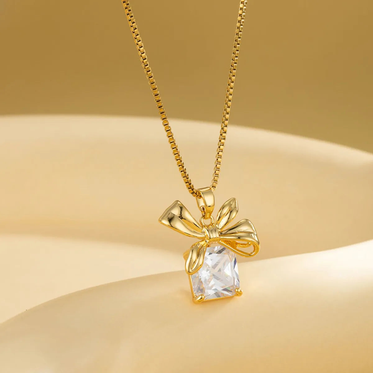 Stainless Steel Titanium Steel 18K Gold Plated Modern Style Shiny Plating Inlay Heart Shape Flower Bow Knot Zircon Pendant Necklace