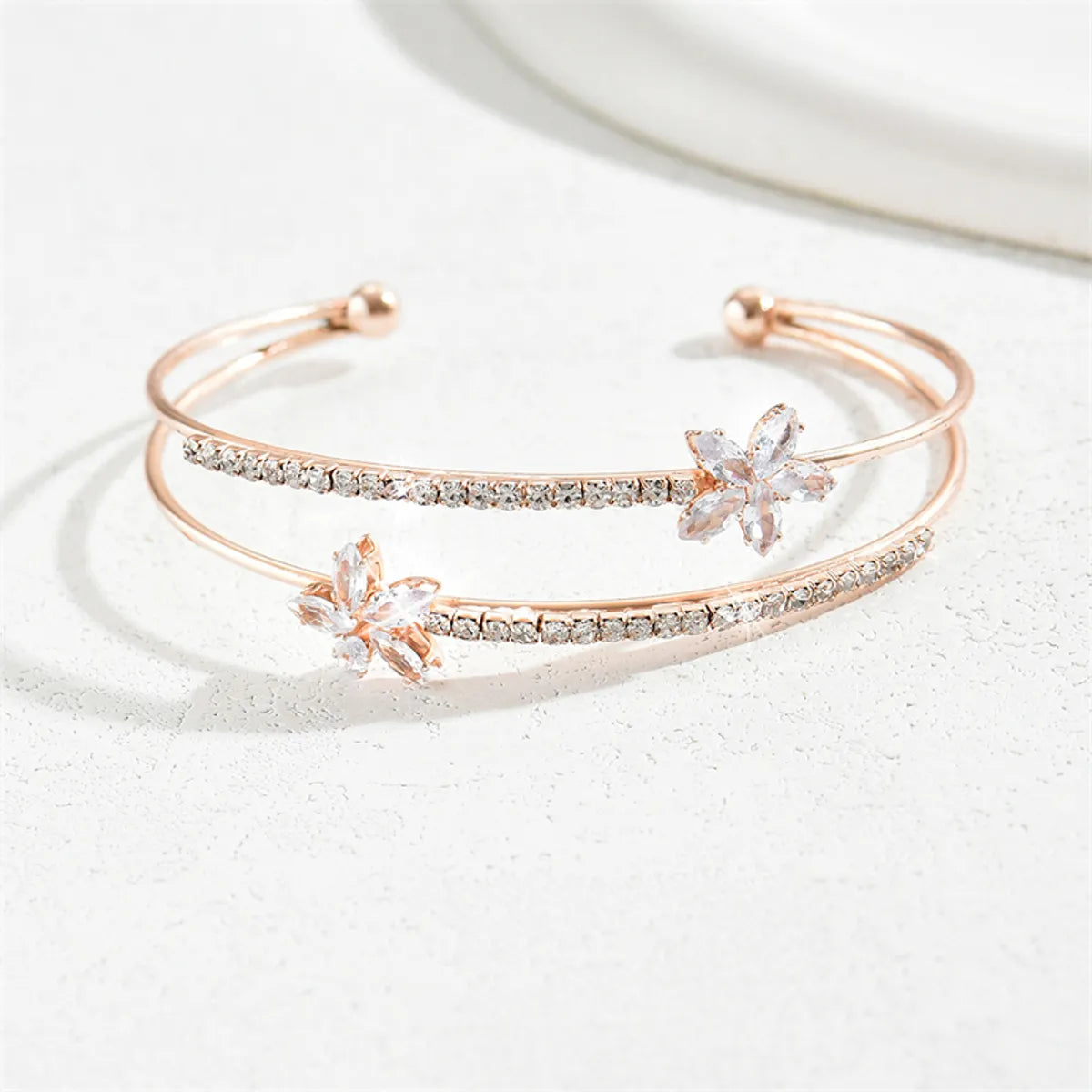 Modern Style Simple Style Commute Heart Shape Flower Rhombus Zircon Iron Copper Wholesale Bangle