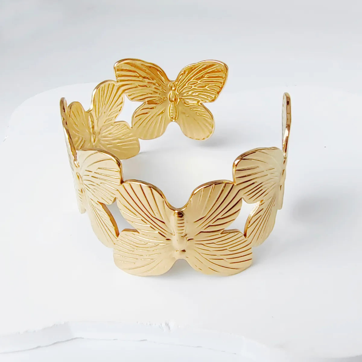 Modern Style Simple Style Flower Butterfly Ginkgo Leaf 304 Stainless Steel 18K Gold Plated Cuff Bracelets In Bulk