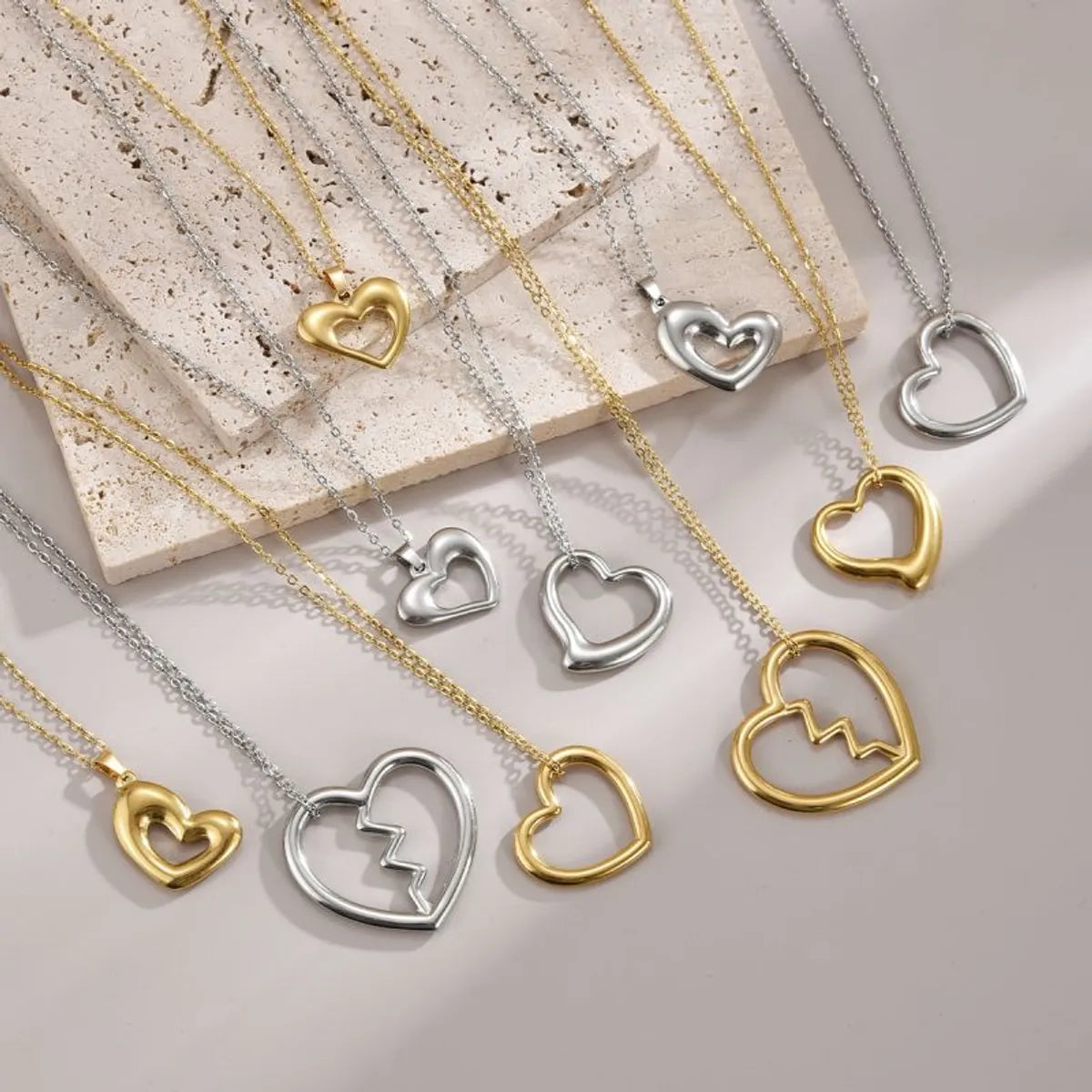 Modern Style Simple Style Heart Shape Stainless Steel Polishing Plating 18k Gold Plated Necklace