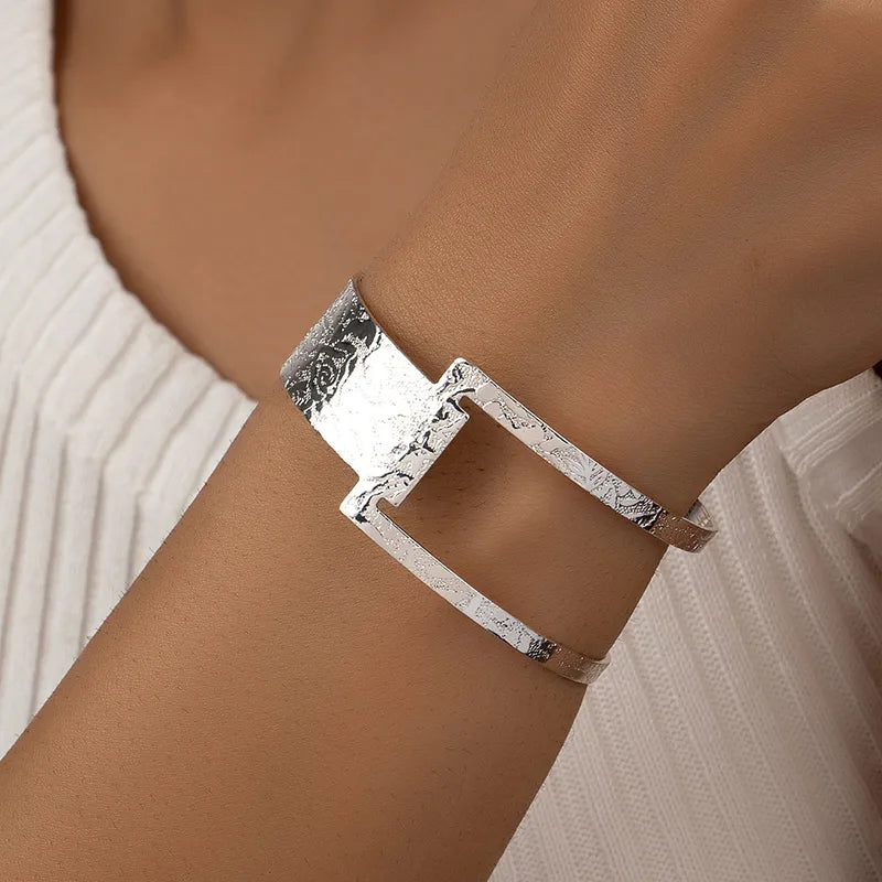 Modern Style Simple Style Solid Color Alloy Plating Women'S Cuff Bracelets