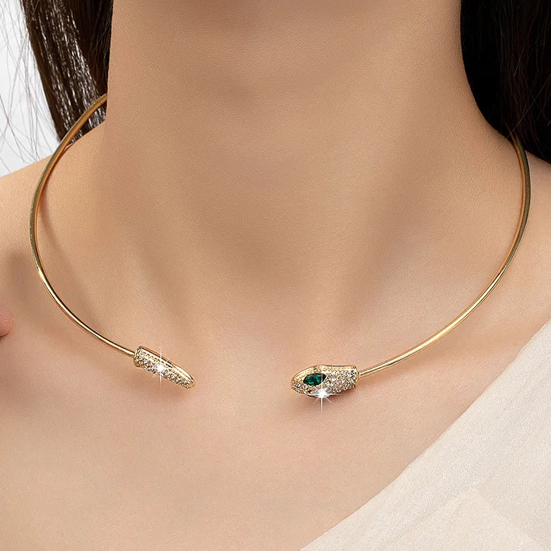 Modern Style Simple Style Solid Color Zinc Alloy Plating 14k Gold Plated Women'S Choker