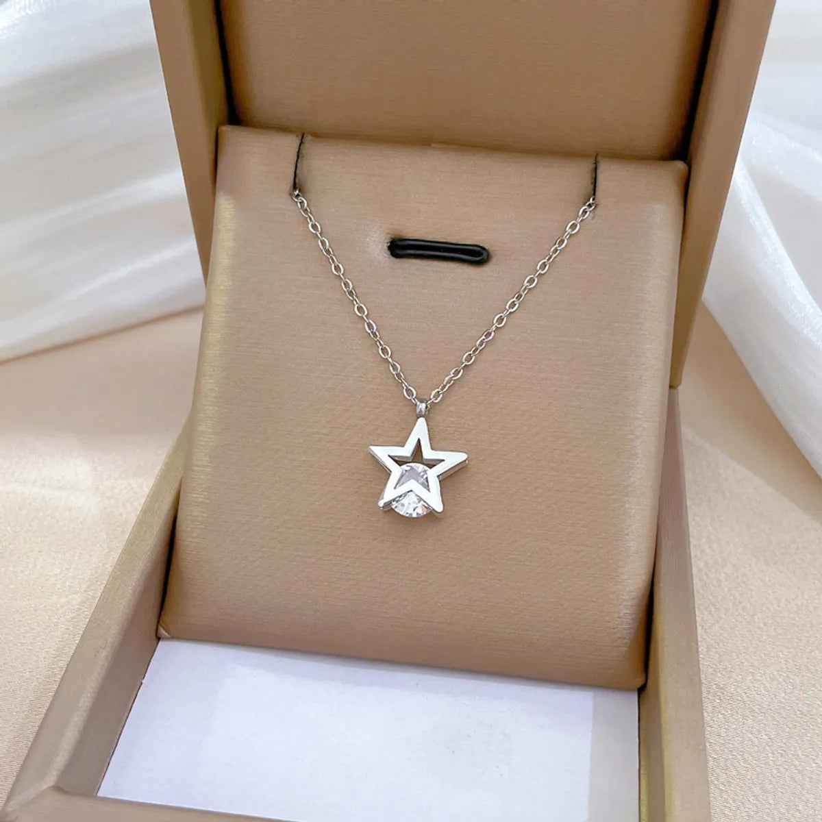 Modern Style Star Titanium Steel Plating Inlay Zircon Gold Plated Pendant Necklace