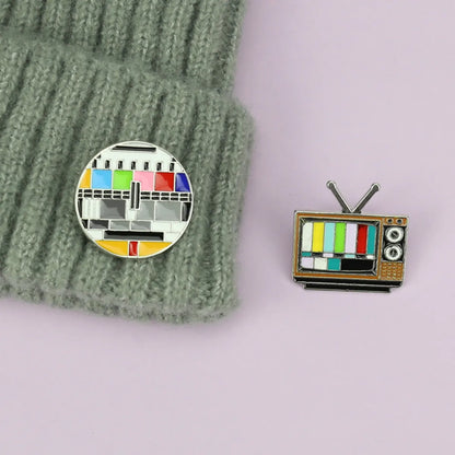 New Brooch Jewelry Creative Retro Tv Channel No Signal Color Icon Collar Pin