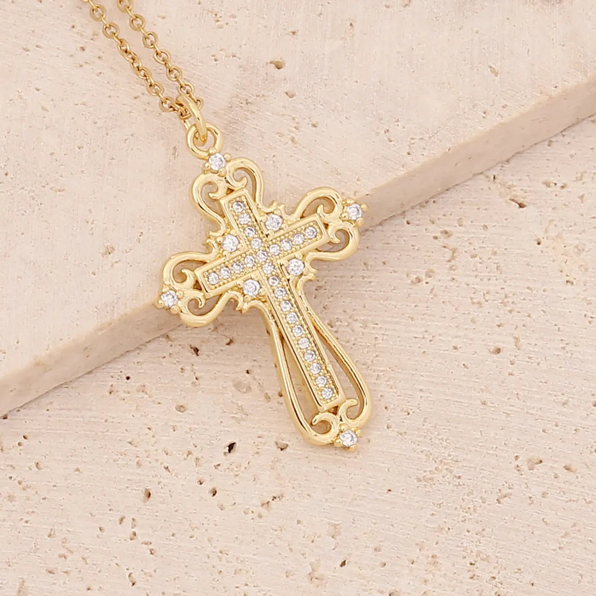 New Copper Micro-set Zircon Cross Necklace Hip-hop 18k Gold Pendant Virgin Necklace