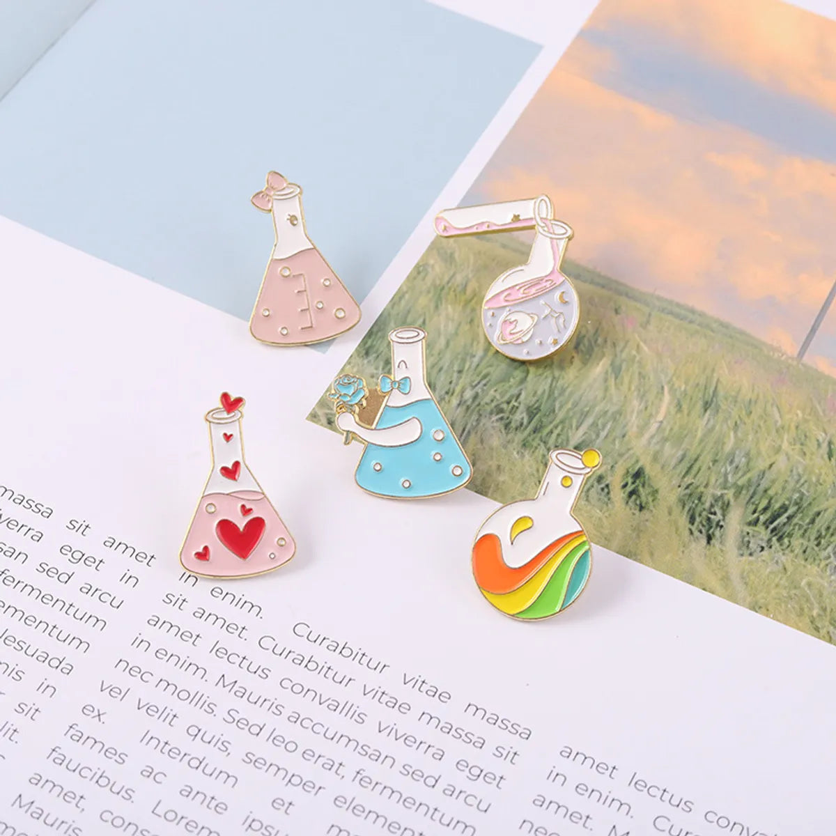 New Creative Cartoon Chemical Equipment Love Rainbow Test Tube Bottle Series Shape Dripping Brooch Bag Badge