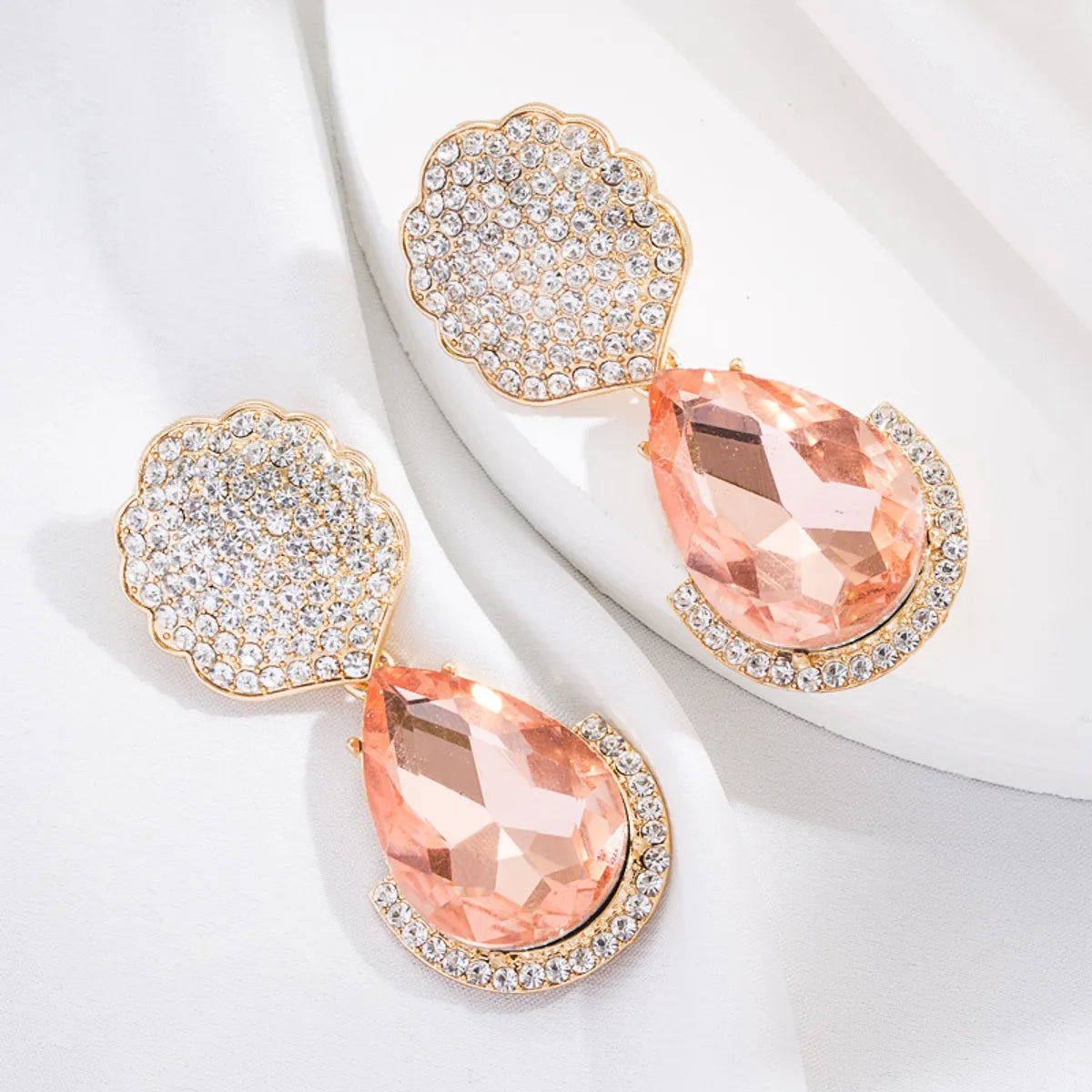 New Diamond-embedded Geometric Drop-shaped Alloy Earrings