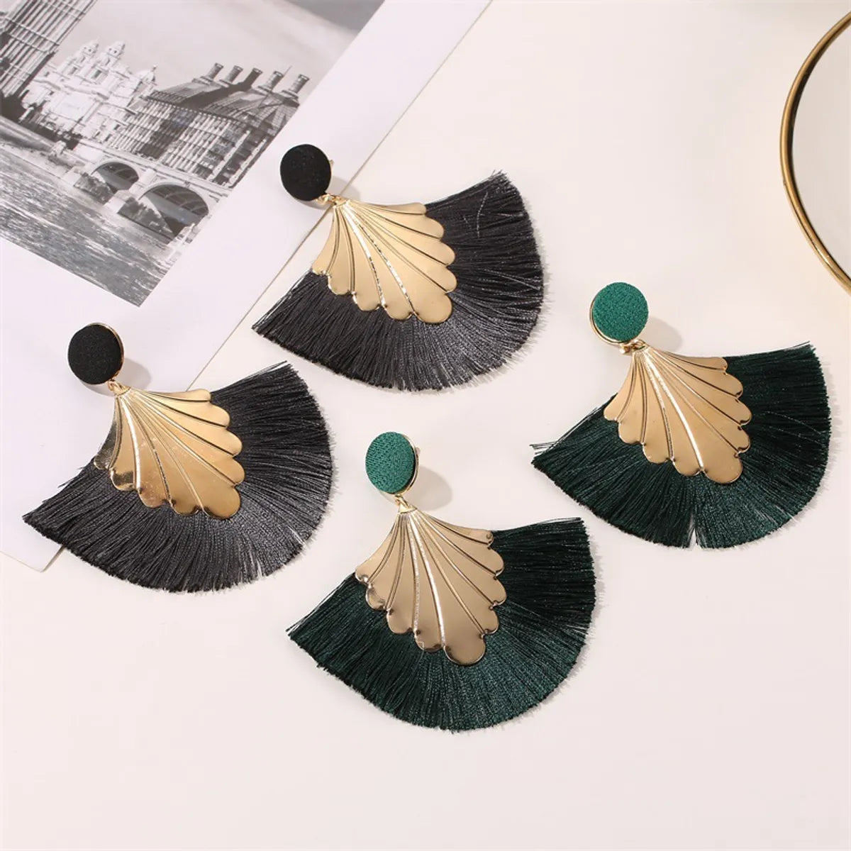 New Earrings Bohemia Fan-shaped Tassel Earrings Fashion Ripple Design Texaggerated Earrings Wholesale Gooddiy