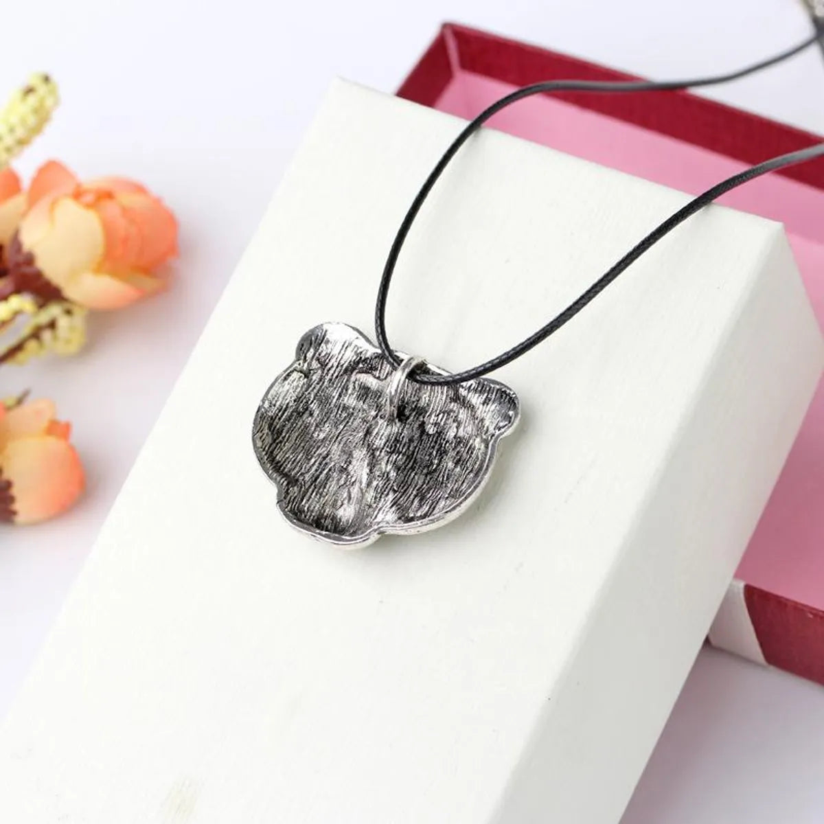 New Fashion Animal Bear Head Necklace Retro Punk Necklace Wolf Head Pendant Necklace Wholesale