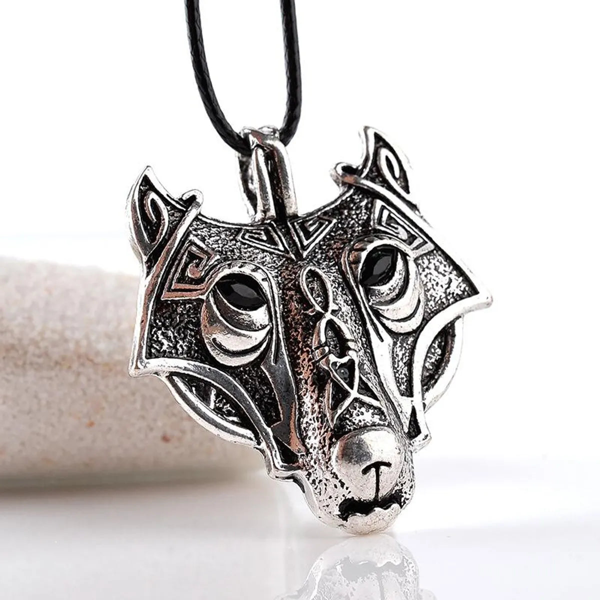 New Fashion Bear Head Pendant Necklace Pirate Myth Story Retro Wolf Head Pendant Necklace Yiwu Gooddiy Wholesale