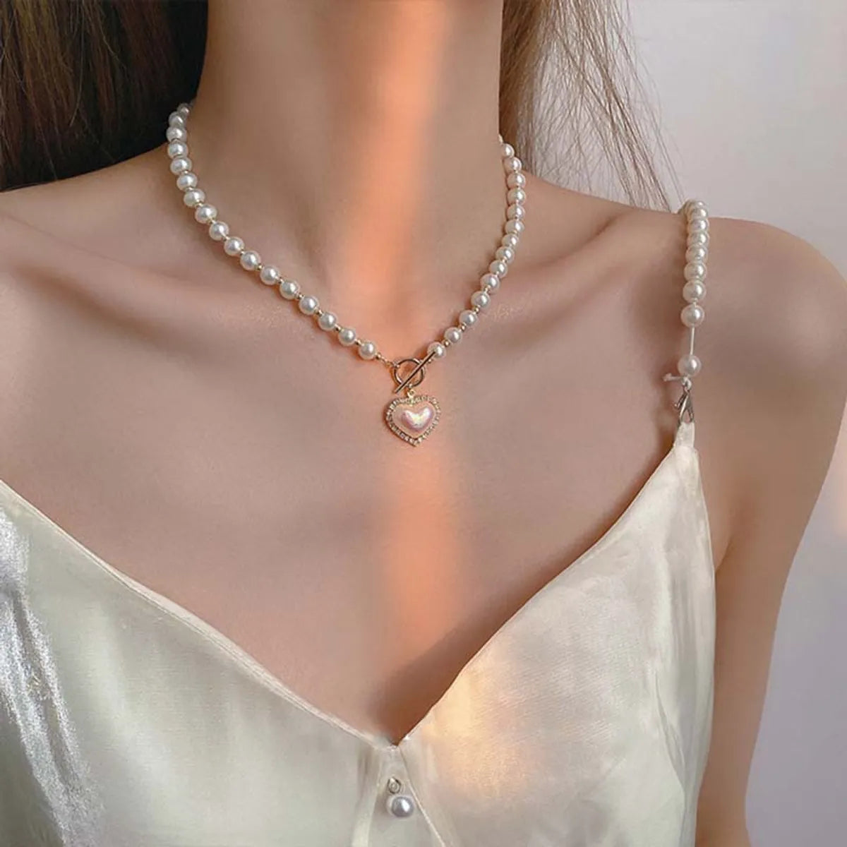 New Imitation Pearl Heart-shaped Sweet Simple Ot Buckle Collarbone Alloy Necklace