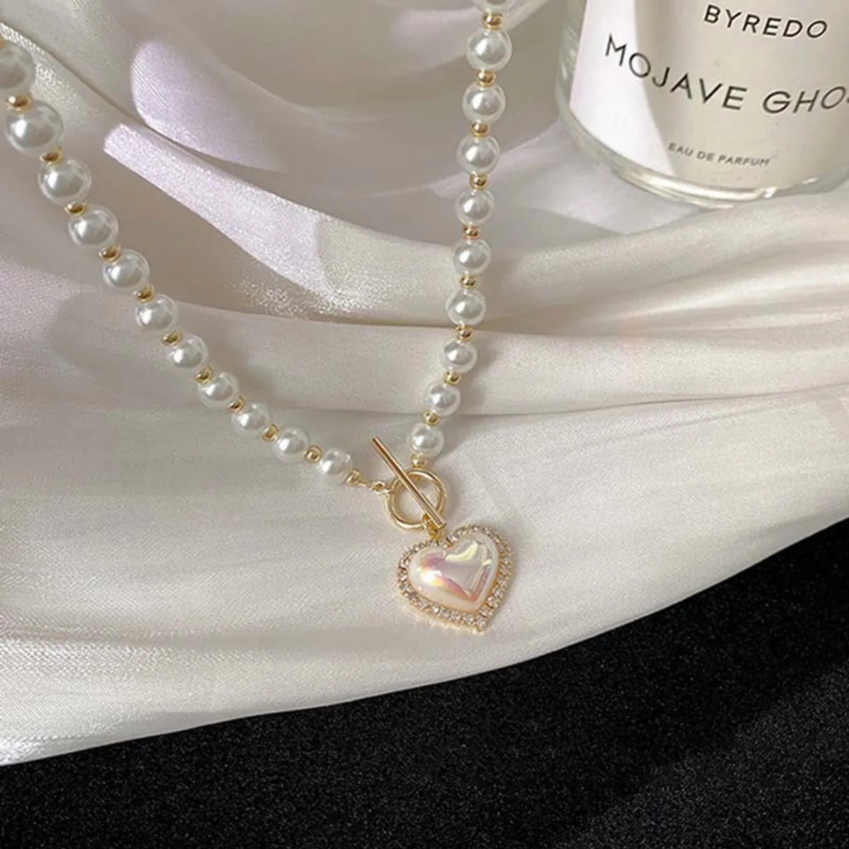 New Imitation Pearl Heart-shaped Sweet Simple Ot Buckle Collarbone Alloy Necklace