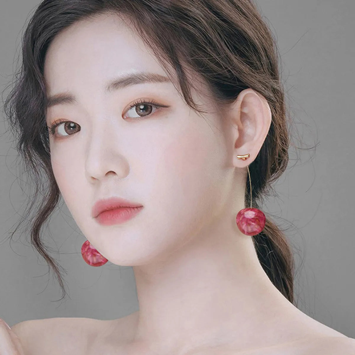 New  Internet Celebrity Elegant Earrings Women'S Niche Design Cherry Earrings Sweet Cherry Fashionable Earrings