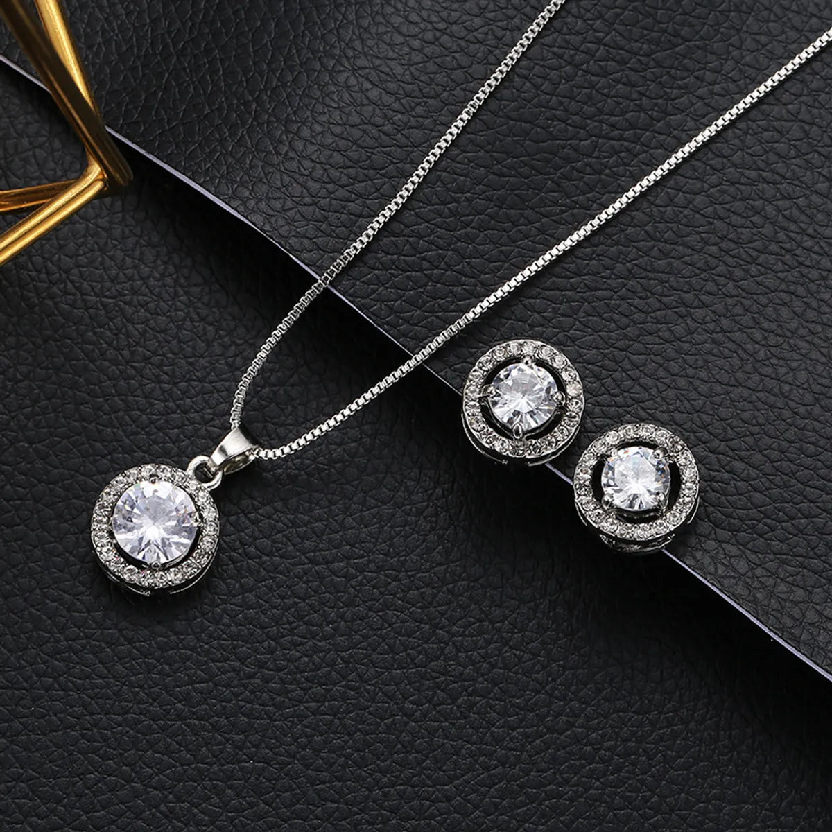 New Jewelry Fashion Temperament Necklace Earrings Two-piece Geometric Round Zircon Suit Earrings Pendant Wholesale Gooddiy