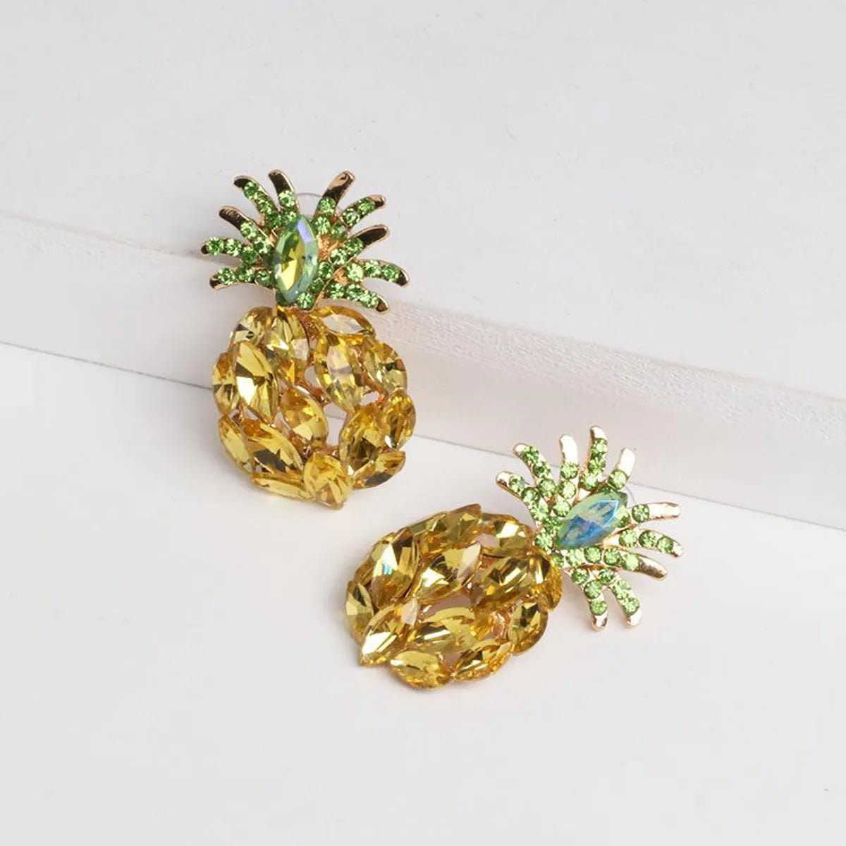 New Jewelry Rhinestone Crystal Pineapple Earrings Fruit Earrings