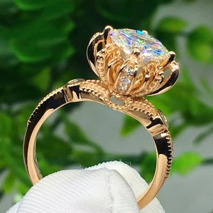 New Ladies Flower Ring Copper Gold-Plated Inlaid Zircon Engagement Ring