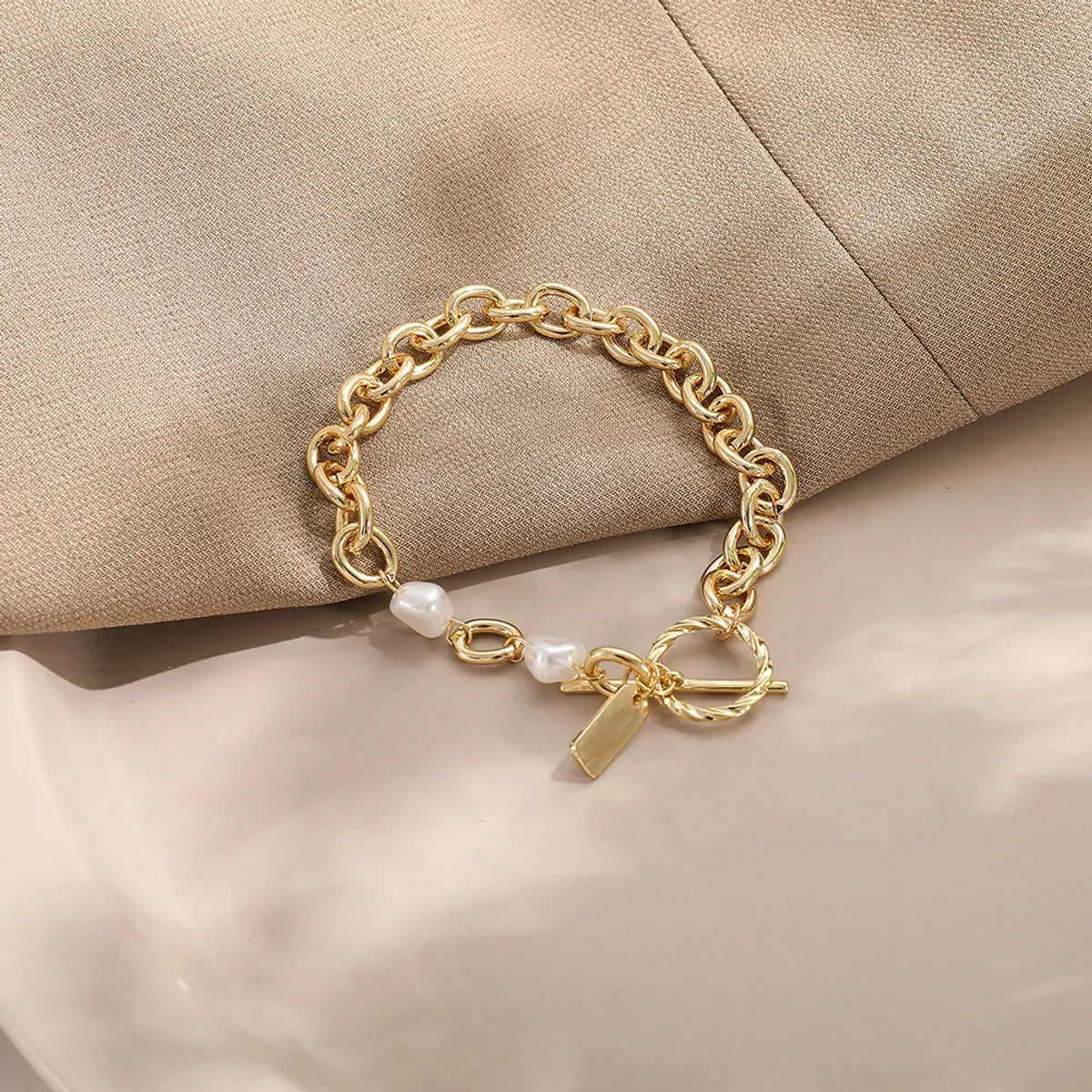 New Metal Chain Ot Buckle Bracelet Creative Personality Cold Wind Simple Pearl Alloy Bracelet