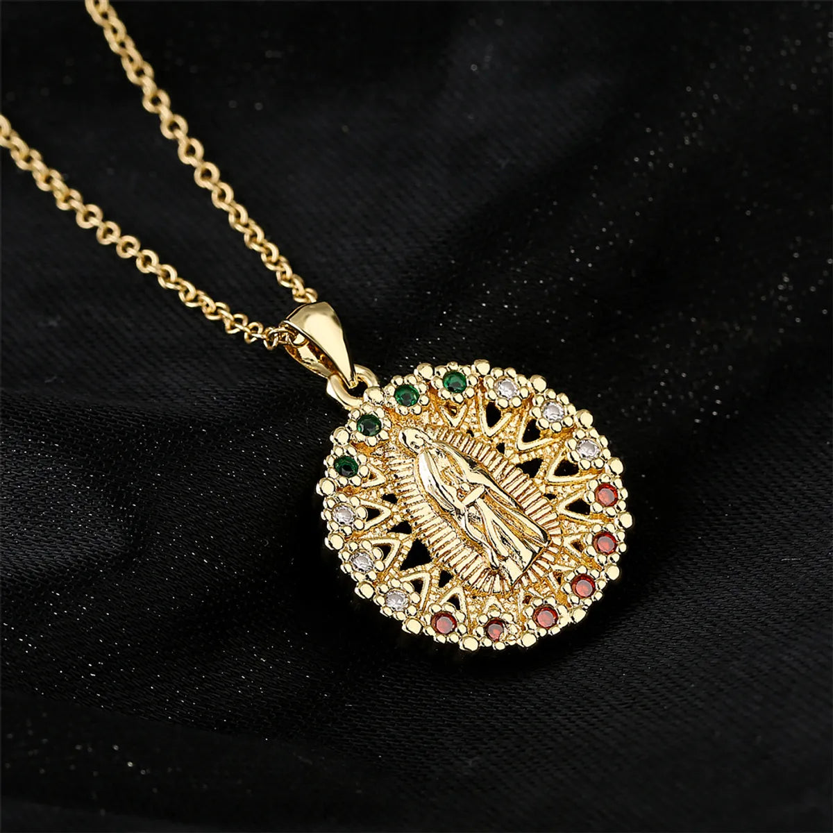 New Religious Jewelry Golden Virgin Mary Necklace Zircon Necklace Female Wholesale