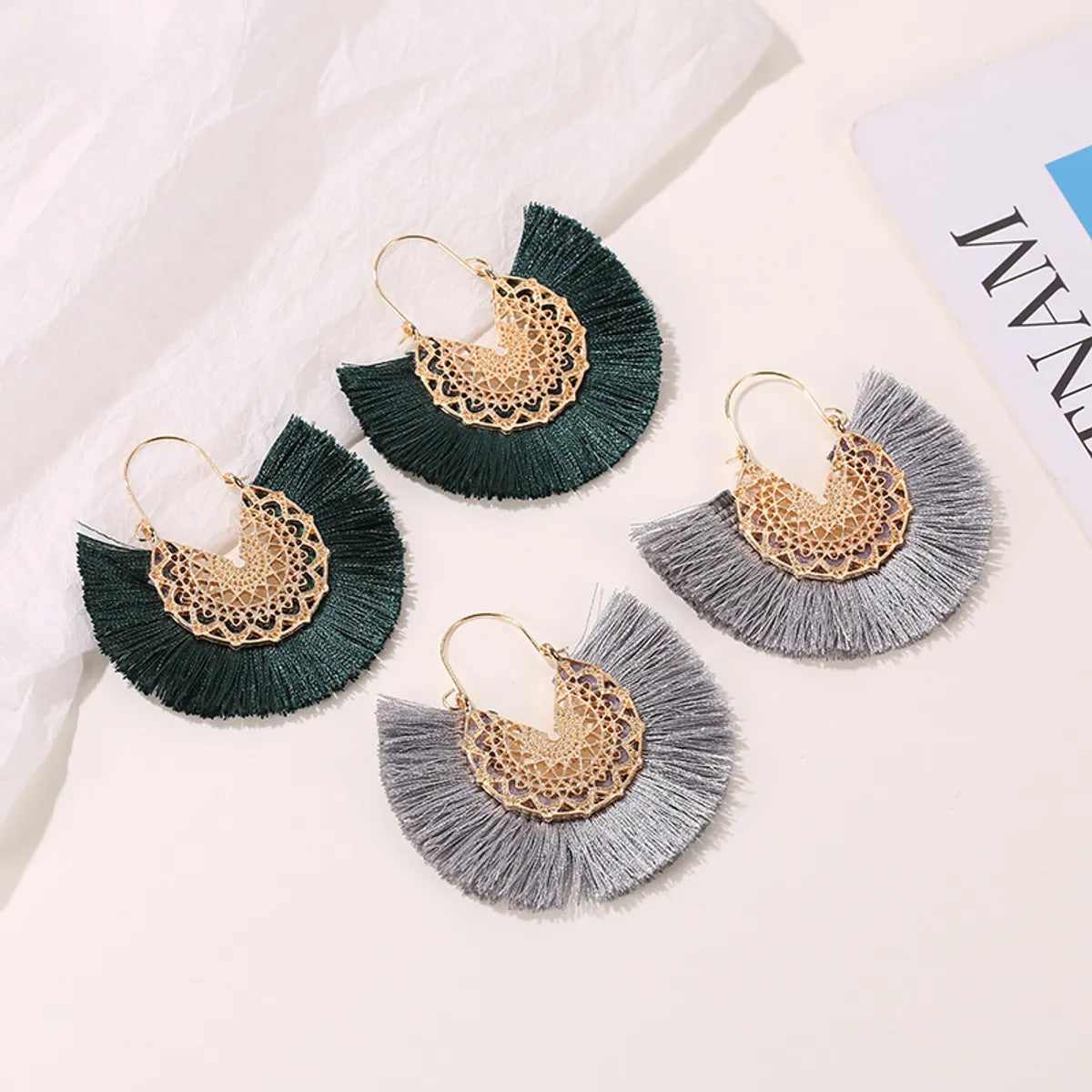 New Retro Exaggerated Fan-shaped Lace Patter Ethnic Style New Tassel Earrings Wholesale