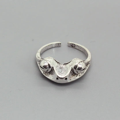 New Retro Funny Frog Crying Face Ring Creative Metal Hug Finger Ring Cross-Border Jewelry