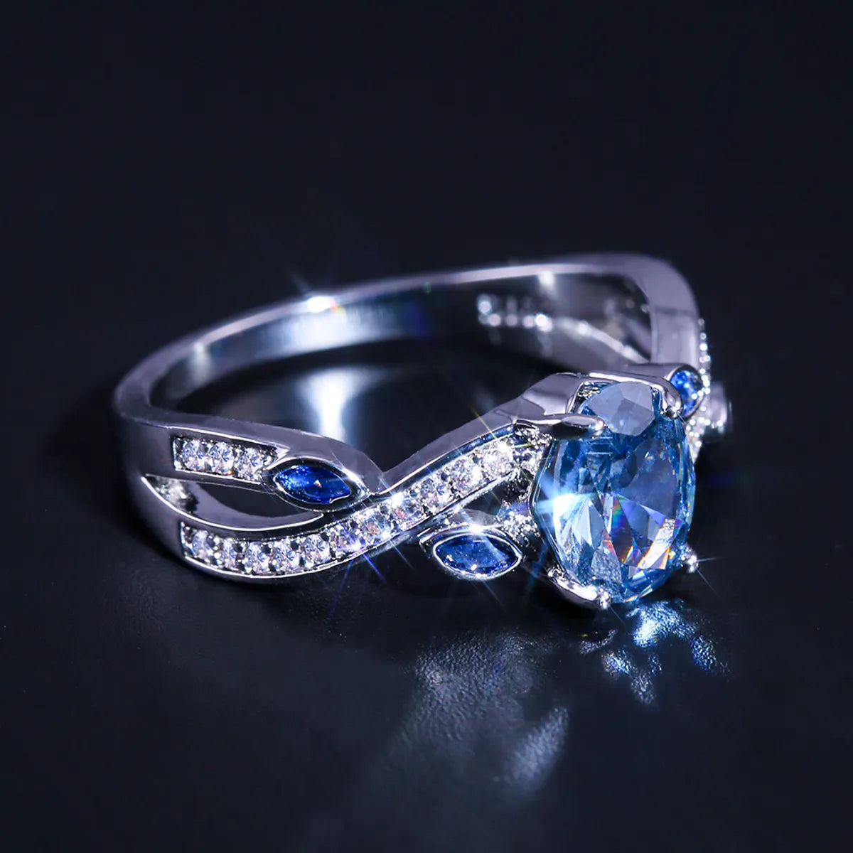 New Ring Accessories Fashion Royal Blue Zircon Ladies Copper Ring