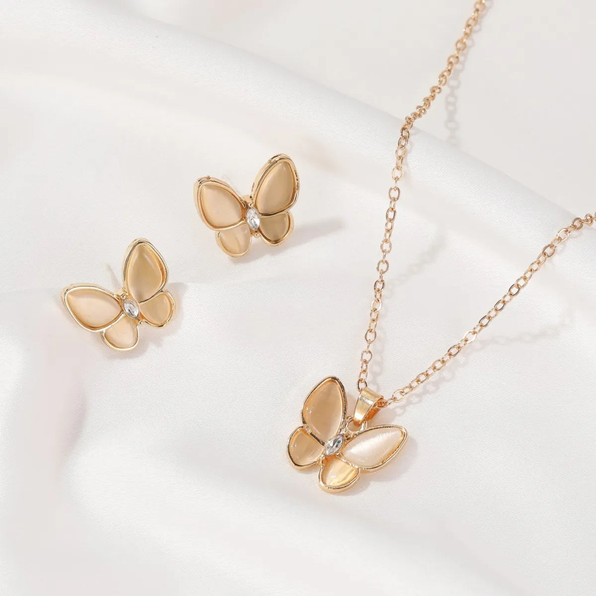 New Set Of Jewelry Opal Butterfly Fashion White  Butterfly Alloy Necklace Ladies Earrings Set