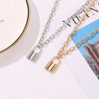 New Simple Retro Metal Short Lock-shaped Alloy Pendant Wild Clavicle Chain Necklace For Women