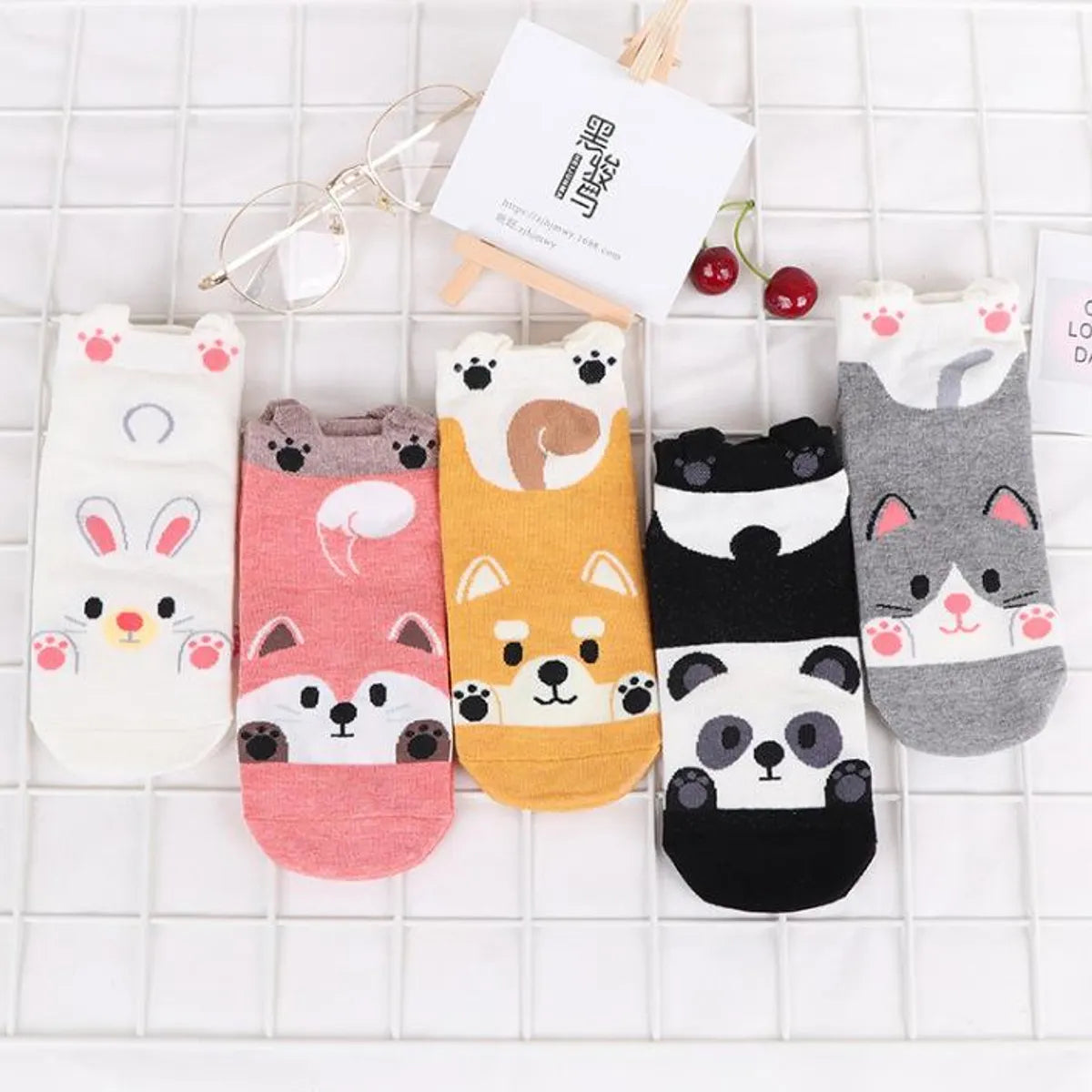 New Socks Wholesale Korean Fashion Female Cotton Socks Cartoon Cute Socks Boat Socks