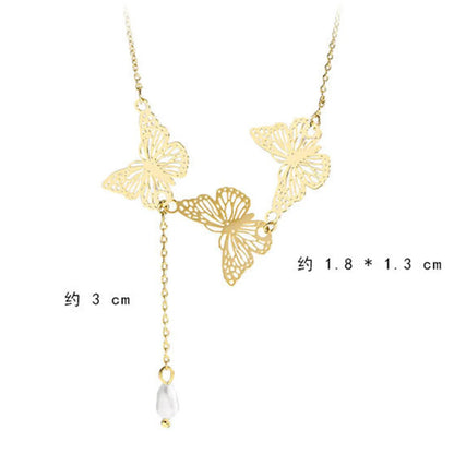 New Three Hollow Butterfly Combination Pendant Pearl Imitation Alloy Necklace