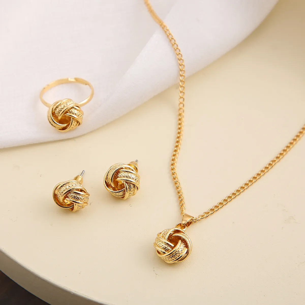 New Three-Piece Wedding Three-Dimensional Knotted Alloy Set Jewelry