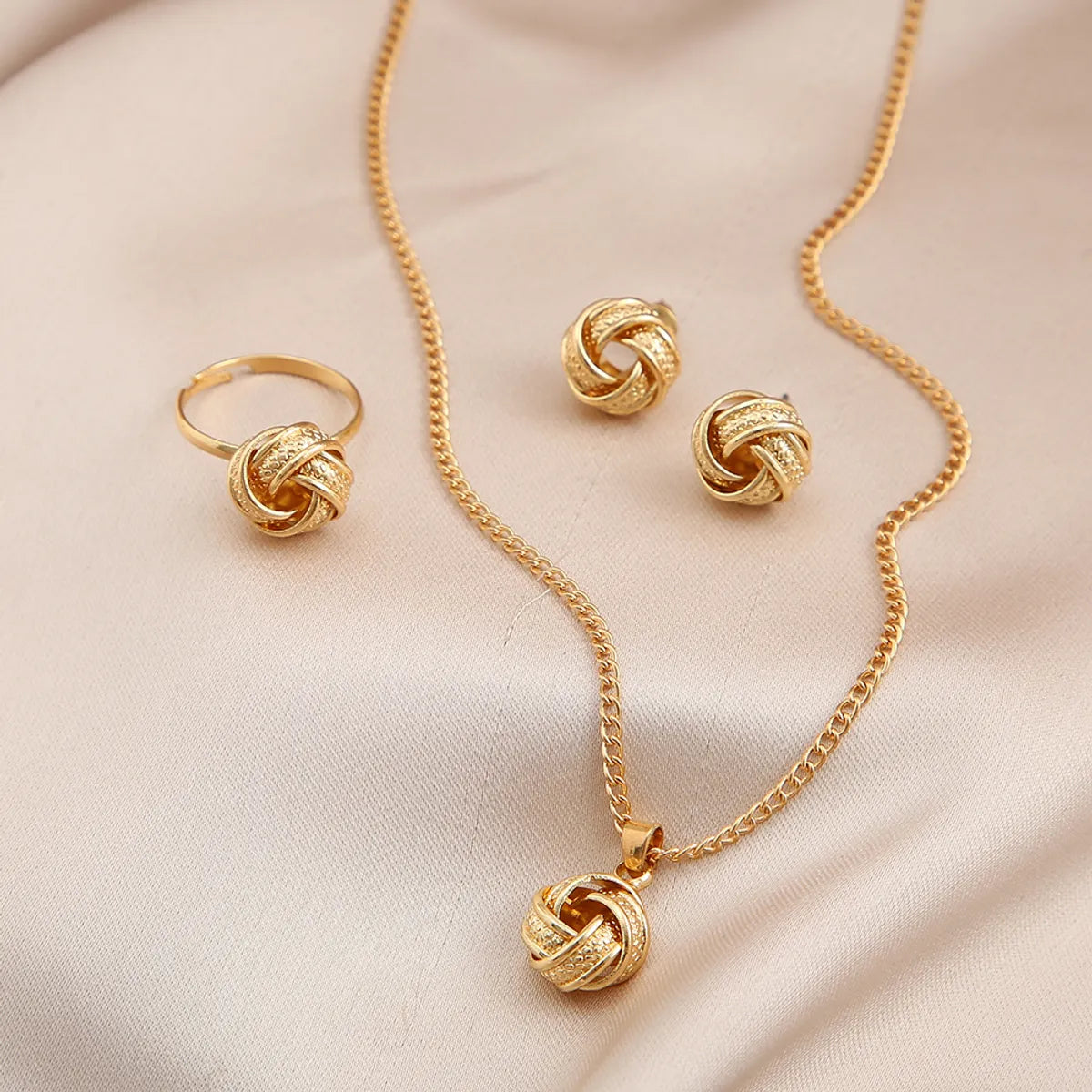 New Three-Piece Wedding Three-Dimensional Knotted Alloy Set Jewelry