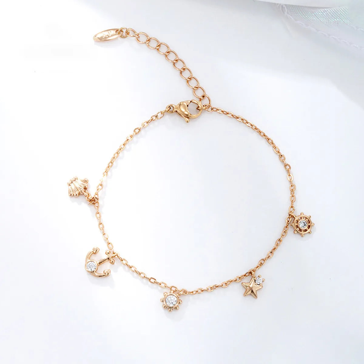 Nordic Style Xuping Modern Style Star Spider Web Shell Alloy Plating Inlay Artificial Gemstones 18k Gold Plated Women's Bracelets