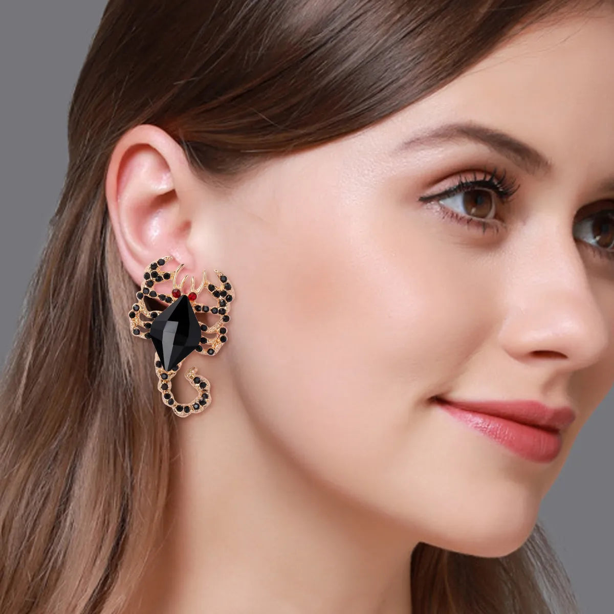 Novelty Cool Style Scorpion Alloy Inlay Glass Stone Women'S Ear Studs