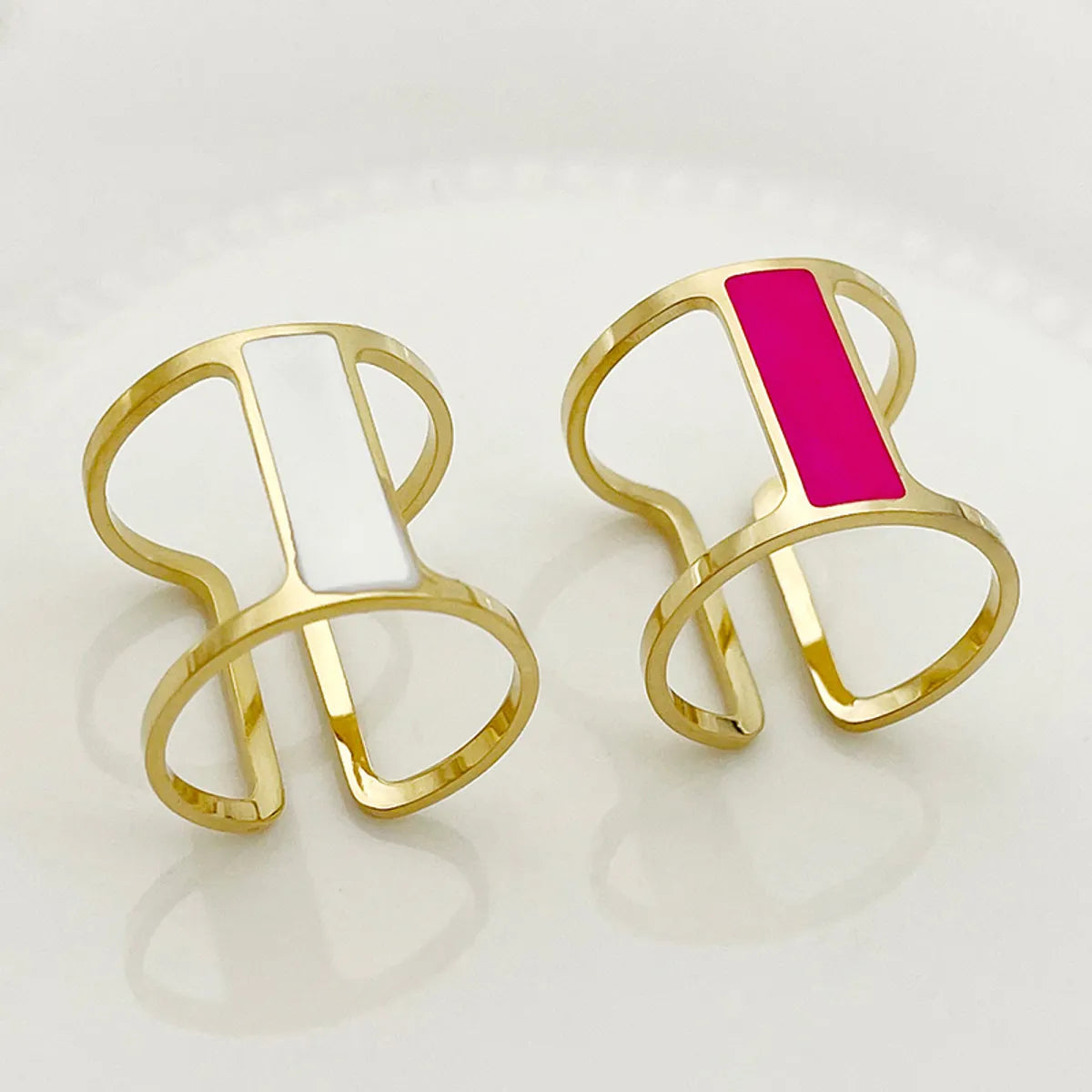 Novelty Simple Style Roman Style Rectangle Stainless Steel Enamel Plating Hollow Out Gold Plated Open Rings