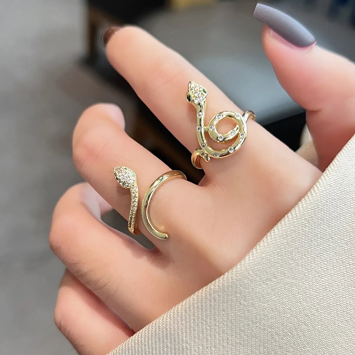 Novelty Snake Silver Plated Plating Inlay Rhinestones Women'S Open Rings