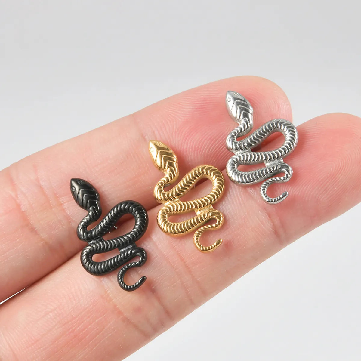 Novelty Streetwear Snake Stainless Steel Polishing Tongue Nail