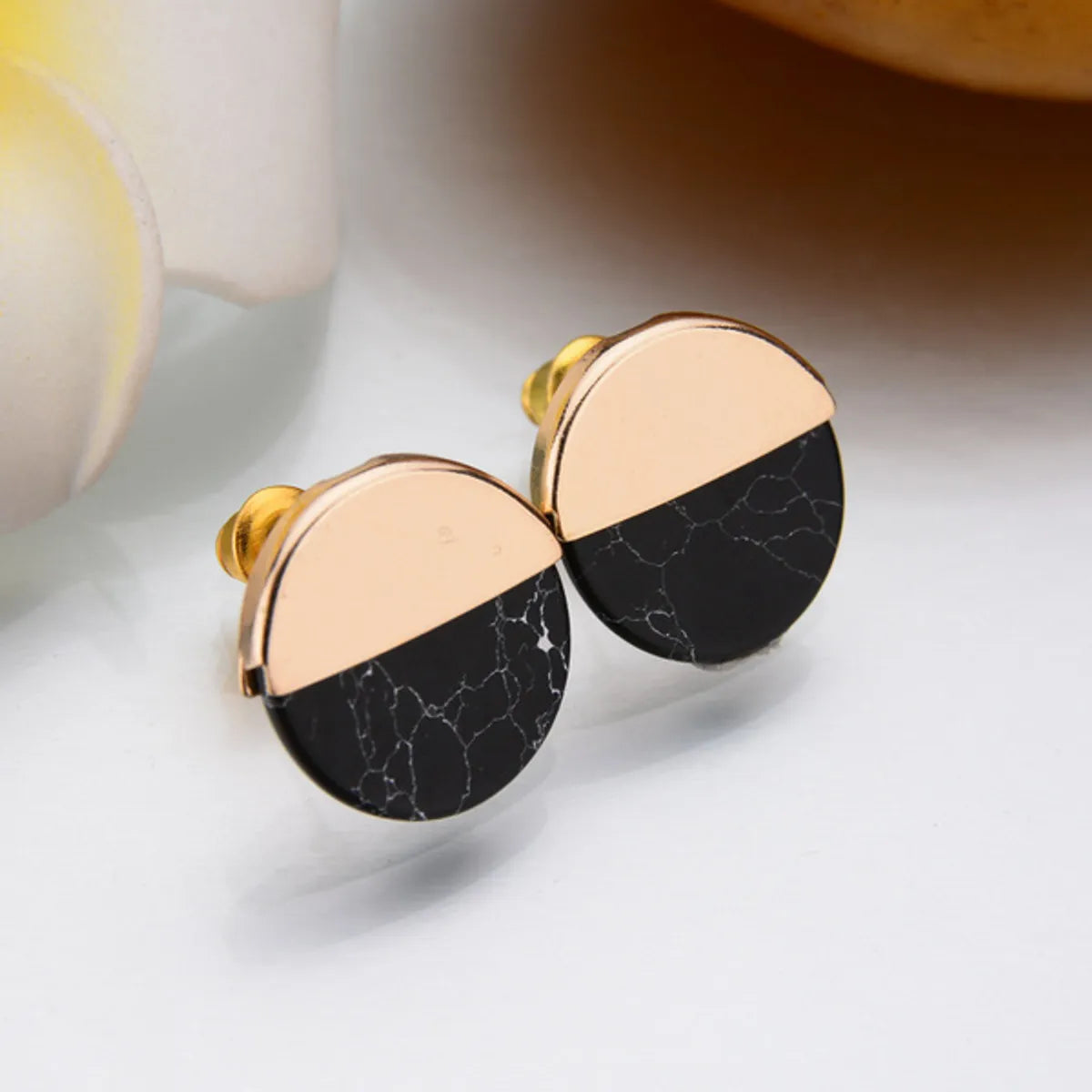 Occident Alloy Inlaid Precious Stones Earrings ( Black ) Nhbq0425