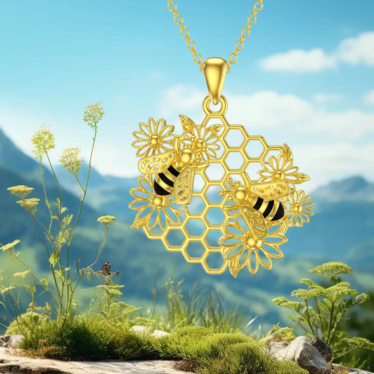 Pastoral Simple Style Sunflower Honeycomb Bee Alloy Hollow Out Gold Plated Silver Plated Women's Pendant Necklace