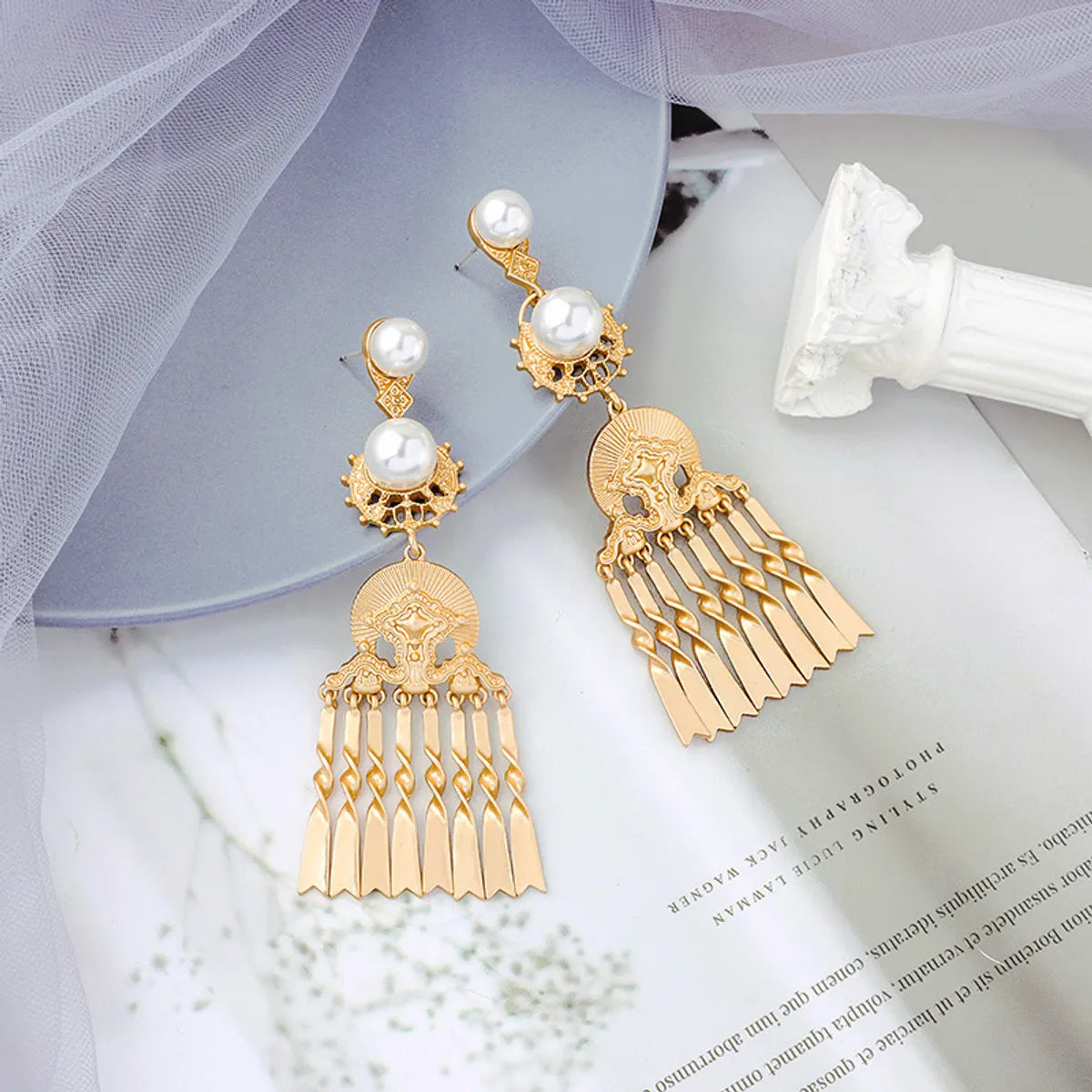 Pearl Fringed Retro Ear Clips