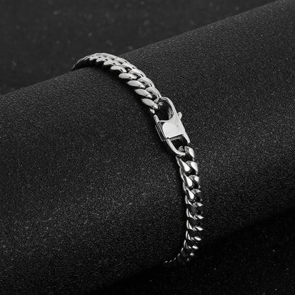 Fashion Solid Color Titanium Steel Men'S Bracelets