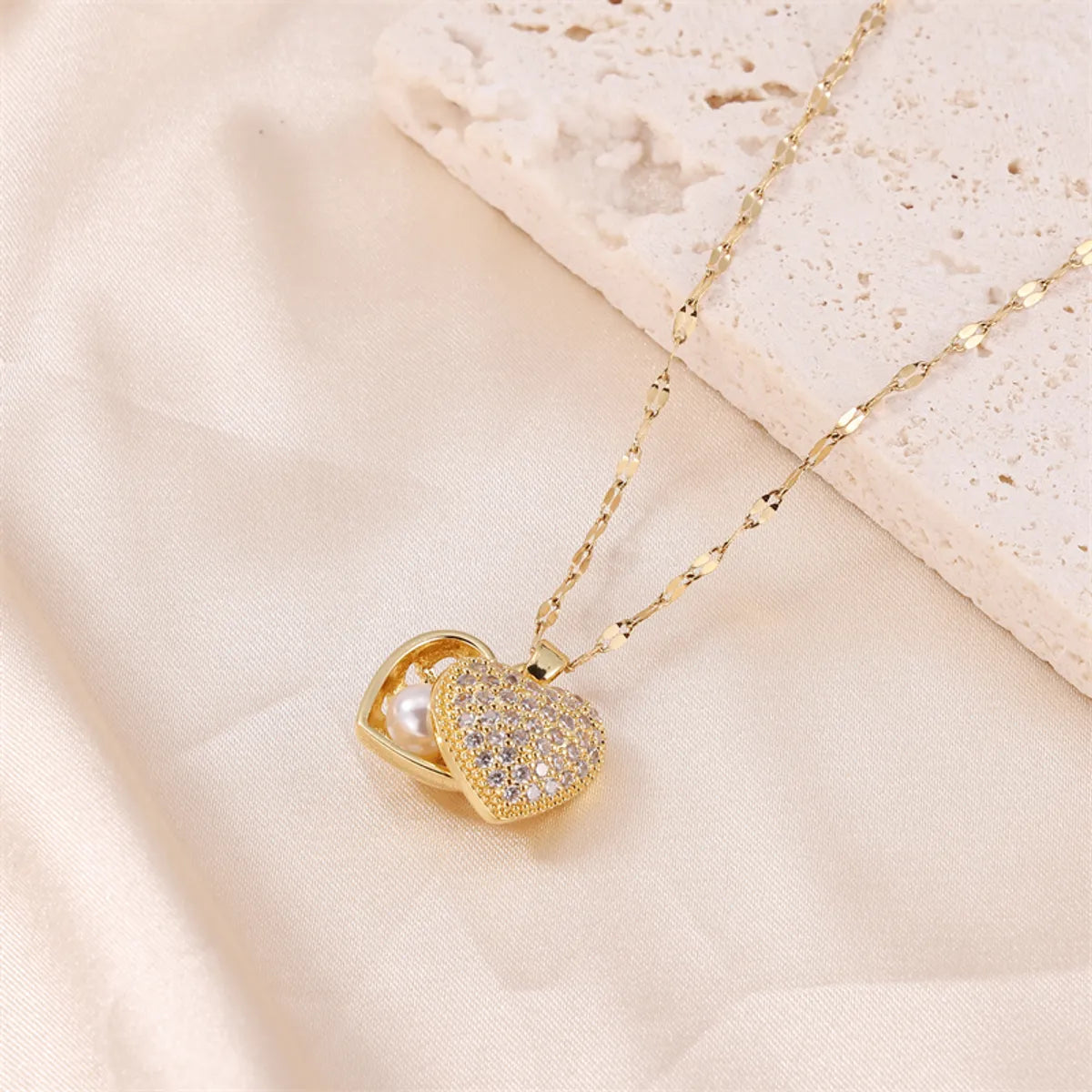 Princess Cute Commute Heart Shape Stainless Steel Brass Plating Inlay Zircon 18k Gold Plated Pendant Necklace