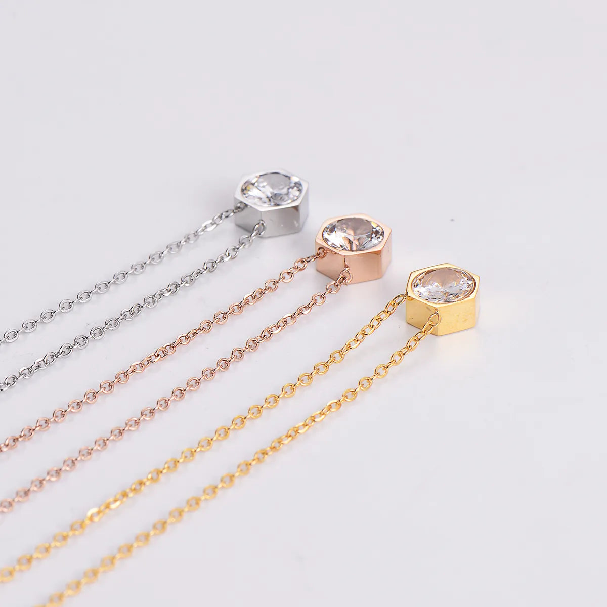 Princess Wedding Shiny Hexagon Stainless Steel Plating Inlay Zircon 18k Gold Plated Pendant Necklace