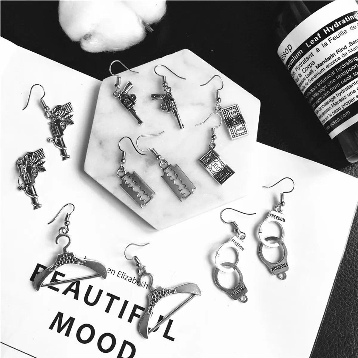 Exaggerated Pistol Plating Alloy No Inlaid Earrings