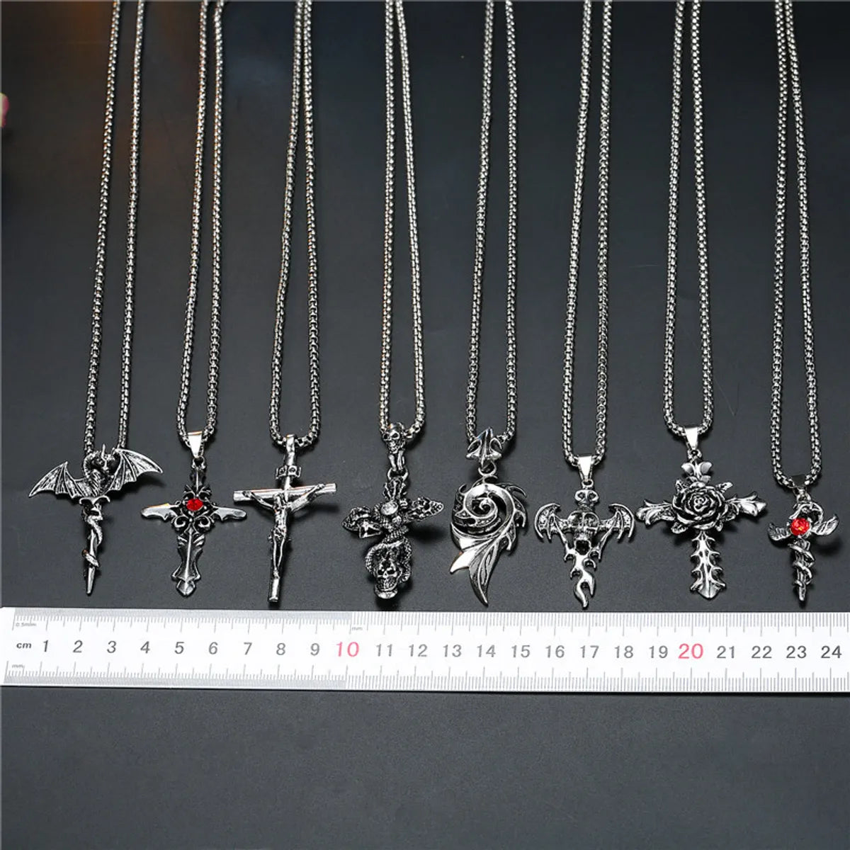 European Punk Vintage Skull Rose Cross Pendant Necklace Men And Women Ancient Silver Gemstone Necklace