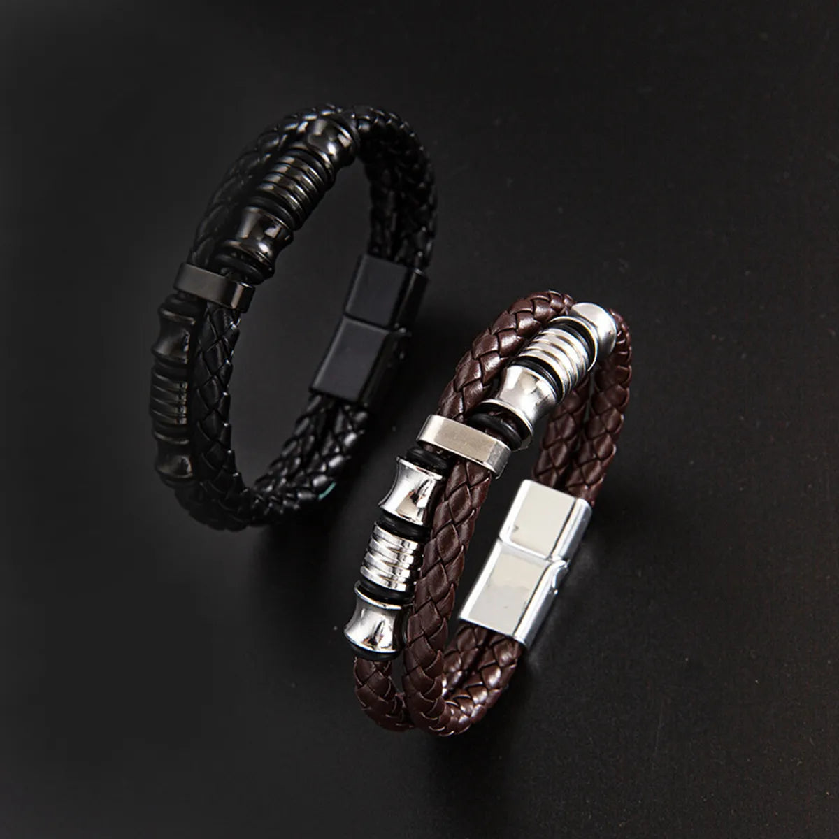 Punk Solid Color Stainless Steel Pu Leather Men'S Wristband