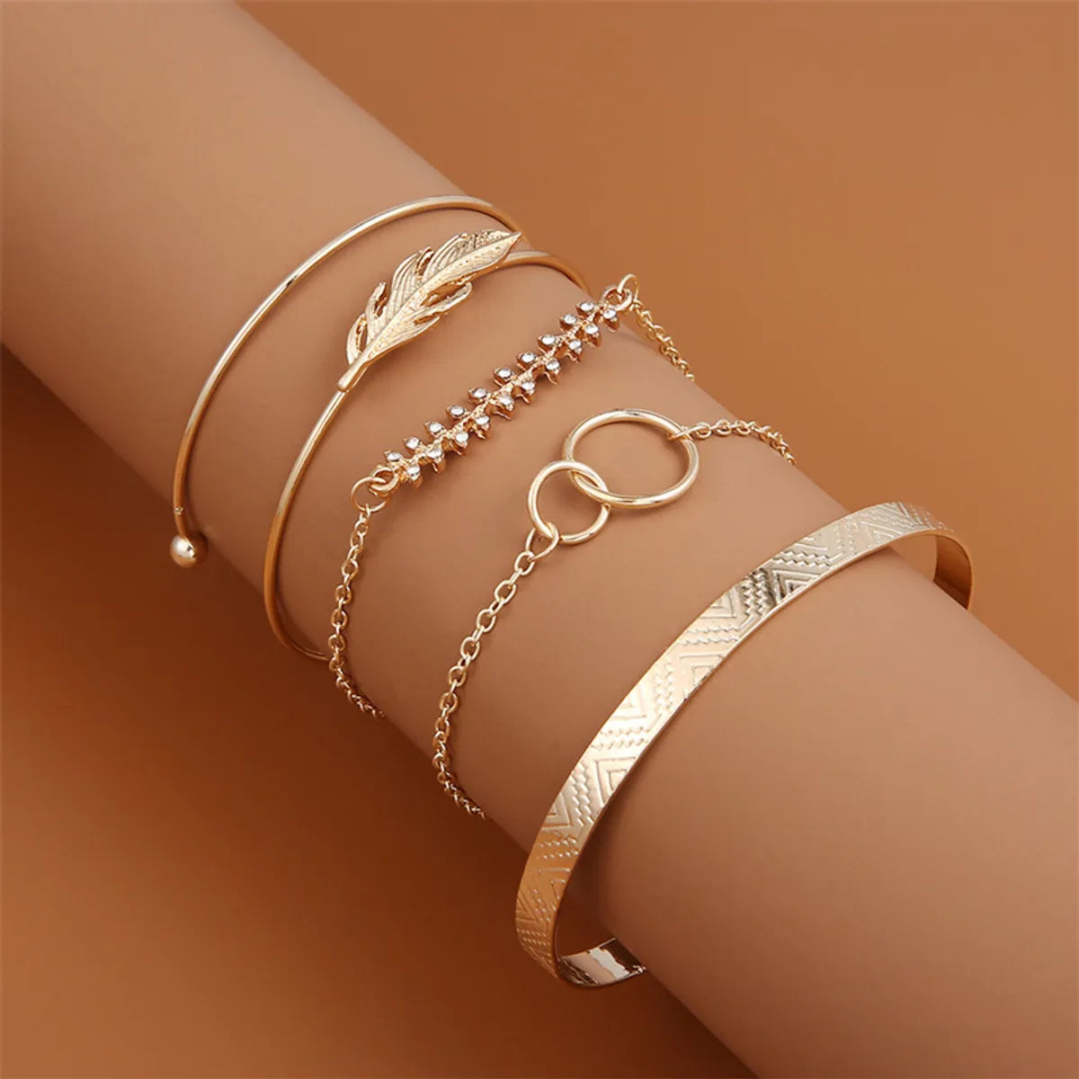 Punk Streetwear Letter Star Heart Shape Alloy Iron Plating Hollow Out Inlay Rhinestones Zircon 18k Gold Plated Silver Plated Women's Bracelets Bangle