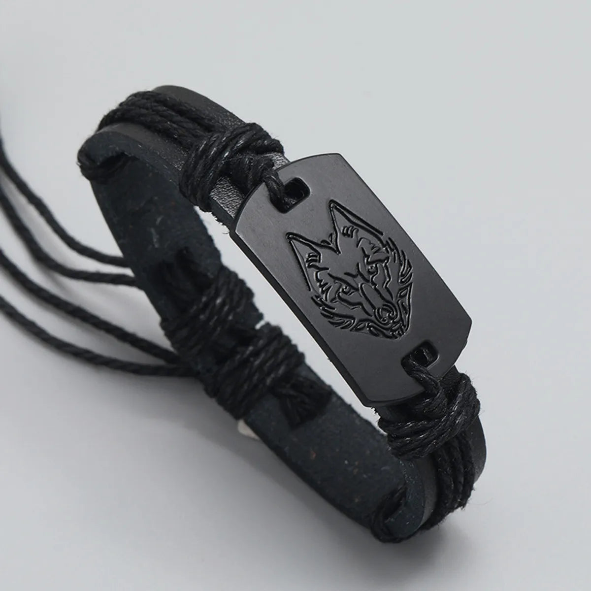 Punk Style Men'S Leather Bracelet Black Wolf Head Multi-Layer Braided Bracelet