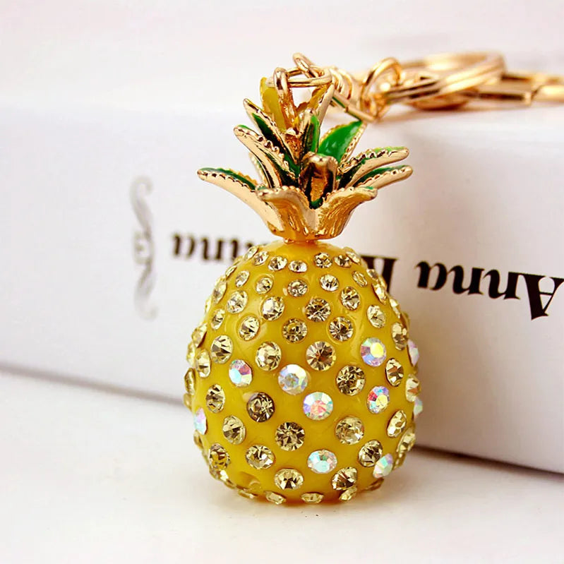 Resin Diamond-Studded Pine Alloy Keychain